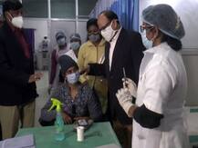 गोरखपुर में 51 अस्‍पतालों के 84 बूथों पर दूसरी बार हुआ ड्राई रन, वैक्‍सीनेशन की तैयारी पूरी