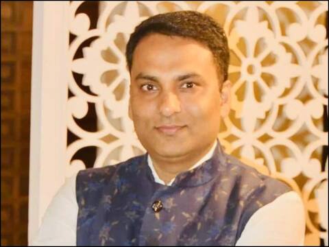 इंडिगो मैनेजर मर्डर: बिहार पुलिस के हाथ खाली, न हत्या की वजह, न हत्यारे का पता चला, जांच SIT के हवाले इंडिगो मैनेजर मर्डर: बिहार पुलिस के हाथ खाली, न हत्या की वजह, न हत्यारे का पता चला, जांच SIT के हवाले
