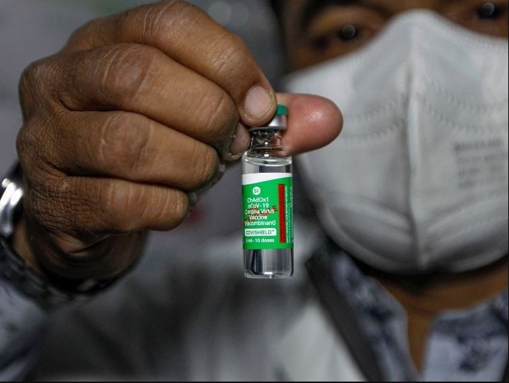 Rohit Bhati who took the Corona vaccine, says there were no side effects of any kind ann कोरोना का टीका लेने वाले रोहित भाटी ने कहा- किसी तरह का कोई भी साइड इफेक्ट नहीं हुआ