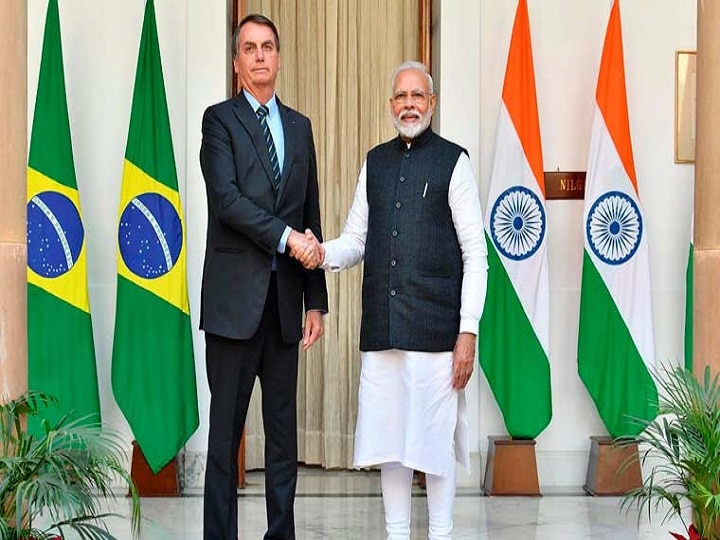 India sent 20 million doses of Corona vaccine to Brazil President Jair Bolsonaro thanked PM Modi भारत ने भेजी ब्राजील को कोरोना वैक्सीन, राष्ट्रपति बोलसोनारो ने हनुमान का फोटो ट्वीट कर किया पीएम मोदी का धन्यवाद