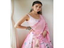 जानिए कितने करोड़ की मालकिन हैं आलिया भट्ट, एक बार ड्राइवर को दे दिया था 50 लाख का चेक