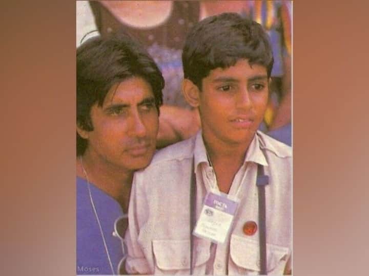 Amitabh Bachchan को याद आए पुराने दिन, फोटो शेयर कर बताया, अभिषेक ने कब साइन किया था पहला ऑटोग्राफ Amitabh Bachchan remembers son Abhishek's first autograph, shares photo Amitabh Bachchan को याद आए पुराने दिन, फोटो शेयर कर बताया, अभिषेक ने कब साइन किया था पहला ऑटोग्राफ