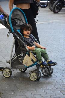 फैमिली के साथ मुंबई में दिखे अर्जुन रामपाल, बेटे Arik का क्यूट अंदाज जीत लेगा आपका दिल