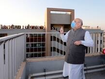 मकर संक्रांति के मौके पर केन्द्रीय गृह मंत्री अमित शाह ने अहमदाबाद के आसमान में उड़ाई पतंग