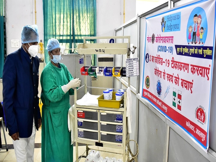 India Covid-19 vaccination drive begins today All you need to know here दुनिया के सबसे बड़े टीकाकरण अभियान के लिए देश तैयार, आज 3 लाख हेल्थवर्कर्स को लगेगा टीका