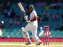 IND vs AUS: रोहित शर्मा के खराब शॉट पर भड़के सुनील गावस्कर, कहा- आपको माफी नहीं मिल सकती