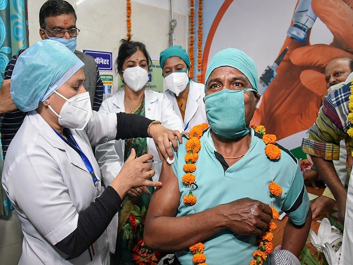 blog on virtual launch of COVID-19 vaccination drive by Prime Minister Narendra Modi, Bhopal बड़ा तमाशा यानी बड़ा समाचार...देश मेरा रंगरेज ओ बाबू, घाट घाट यहां घटता जादू