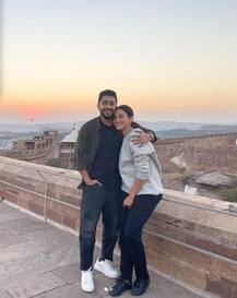 शादी के बाद पहली फुरसत में पति जैद संग इस किले में हनीमून पर निकली गौहर खान, Kiss करते रोमांटिक तस्वीरें वायरल