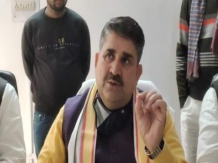 एक्शन मोड में दिखे मंत्री रामसूरत कुमार, कहा- भू-माफियाओं के हाथ नहीं जाएगी सरकारी जमीन Minister Ram Sundar Kumar seen in action mode, said - government land will not go to land mafia ann एक्शन मोड में दिखे मंत्री रामसूरत कुमार, कहा- भू-माफियाओं के हाथ नहीं जाएगी सरकारी जमीन