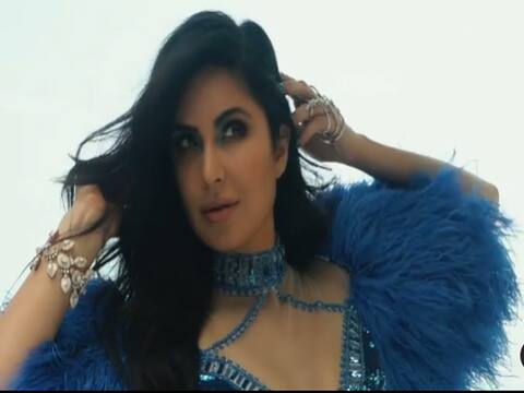 समंदर के किनारे Katrina Kaif ने ग्लैमरस लुक में कराया फोटोशूट, शेयर किया Video समंदर के किनारे Katrina Kaif ने ग्लैमरस लुक में कराया फोटोशूट, शेयर किया Video