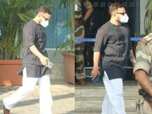 Tandav वेब सीरीज़ पर विवाद के बाद पहली बार यहाँ स्पॉट हुए Saif Ali khan, नहीं बोले एक भी शब्द