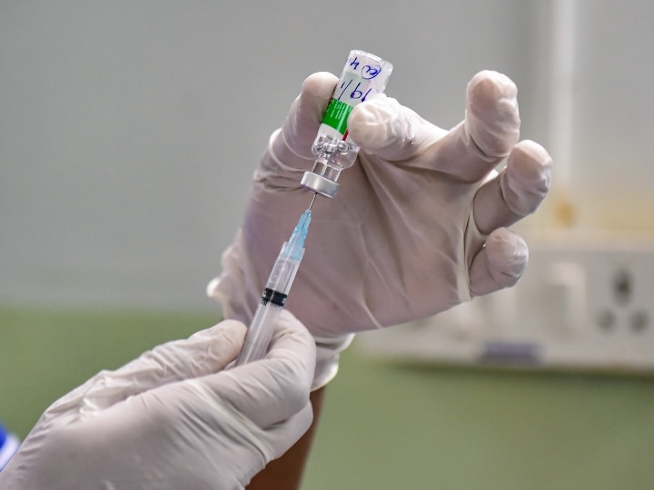Uttar Pradesh first state to Corona vaccinate over 20 lakh people say Goverment UP बना देश का पहला राज्‍य, जहां 20 लाख से ज्यादा लोगों को लगा कोरोना टीका