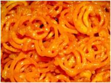 Health Alert: ठंडी खीर या गर्मागर्म जलेबी से इन बीमारियों के हो सकते हैं शिकार