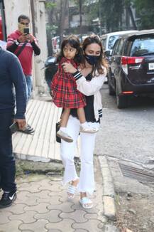 Varun Dhawan Marriage : शॉपिंग हुई शुरु, मनीष मल्होत्रा स्टोर मे स्पॉट हुए एक्टर के भाई, भाभी और भतीजी