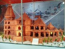 प्रयागराज: माघ मेले में रखा गया रामलला के मंदिर का मॉडल, झलक पाने के लिए उमड़े श्रद्धालु