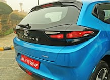 Tata Altroz iTurbo review: जानें क्यों खरीदनी चाहिए टाटा अल्ट्रोज आई टर्बो, देखें खूबसूरत तस्वीरें