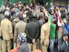 ईदगाह में घुसकर पुलिस पर चौकीदार के साथ मारपीट का आरोप, लोगों ने किया हंगामा
