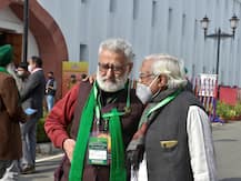 सरकार ने कृषि कानूनों पर अस्थाई रोक का दिया प्रस्ताव, किसान नेता बोले- इस पर विचार करेंगे