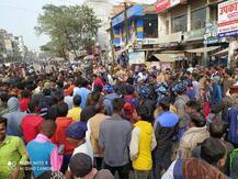 ट्यूशन जा रही छात्रा के साथ छेड़खानी के बाद लोगों ने जमकर काटा बवाल, पुलिस पर लापरवाही का आरोप