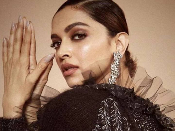 Deepika Padukone Annual Income Digiworldblog Bollywood star deepika padukone is being questioned by india's narcotics board in an investigation.