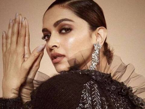 सालाना इतने करोड़ कमाती हैं Deepika Padukone, कमाई के मामले में बड़े एक्टर्स हैं पीछे सालाना इतने करोड़ कमाती हैं Deepika Padukone, कमाई के मामले में बड़े एक्टर्स हैं पीछे