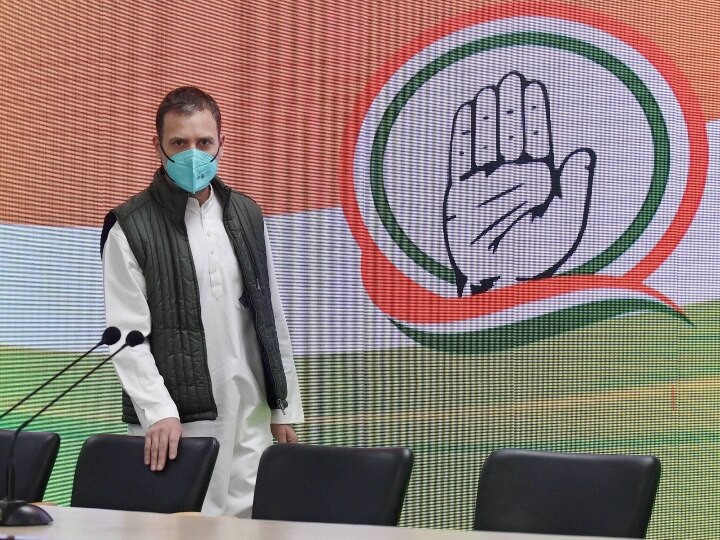 amid political crisis in puducherry congress leader rahul gandhi is set to visit today राजनीतिक संकट के बीच आज पुदुच्चेरी के दौरे पर राहुल गांधी, अल्पमत में है नारायणसामी सरकार