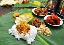 Health Tips: केले के पत्तों पर खाना फायदेमंद है या नुकसानदायक, जानिए