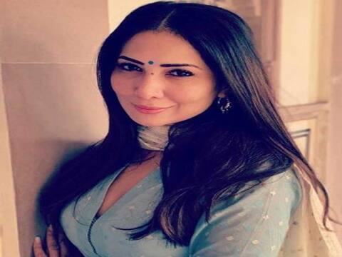 Kim Sharma ने सेलिब्रेट किया अपना 41वां बर्थडे, शादी के 6 साल बाद ही हो गया था तलाक Kim Sharma ने सेलिब्रेट किया अपना 41वां बर्थडे, शादी के 6 साल बाद ही हो गया था तलाक
