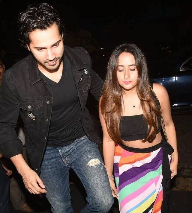 अब बस फैंस को इंतजार है तो इस कपल की शादी की शानदार तस्वीरों का.