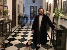 20 साल पुराना स्वेटर पहने दिखे सैफ अली खान, एक तस्वीर में नन्ही सारा तो दूसरे में नन्हे तैमूर, देखिए खास तस्वीरें