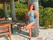 Sara Ali Khan ने ब्लू बिकिनी में फोटो शेयर कर लोगों का जीता दिल, सनसेट एंजॉय करती आईं नजर