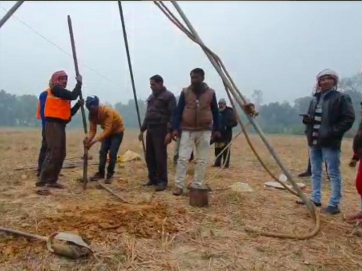 Soil testing starts after laid foundation of dhannipur mosque in Ayodhya ANN अयोध्या: धन्नीपुर मस्जिद का सांकेतिक शिलान्यास हुआ, स्वायल टेस्टिंग का काम भी शुरू