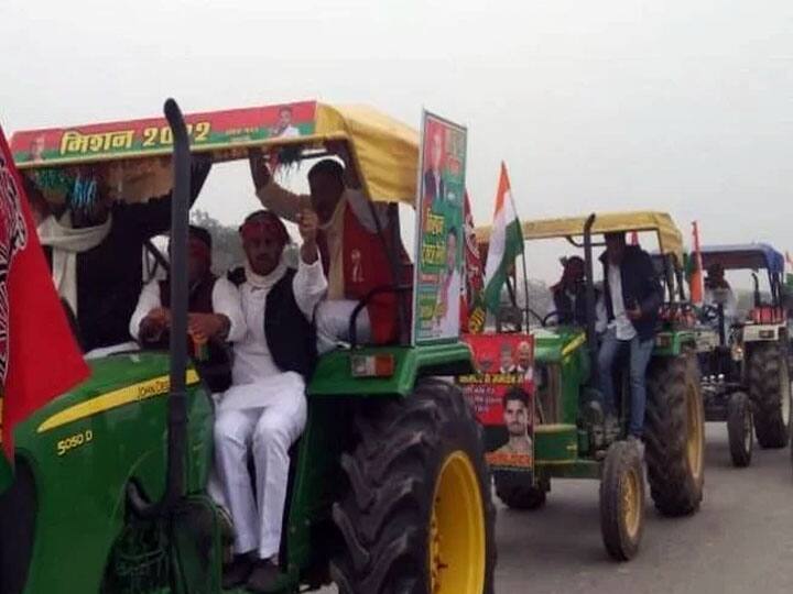 सपा कार्यकर्ताओं ने किसानों के समर्थन में निकाली ट्रैक्टर रैली, पूर्व सांसद बोले- कानून वापस ले सरकार