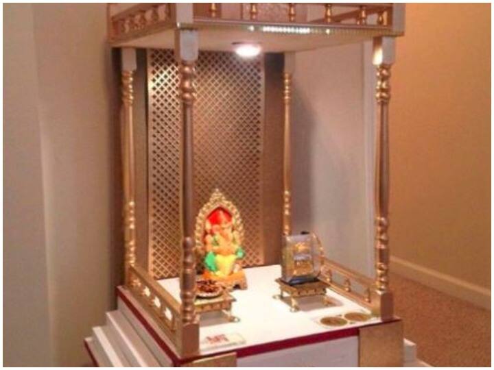 घर में मंदिर बनाते समय इन बातों से बचें, लाभ हो सकता है प्रभावित