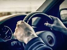 इन 'लग्जरी फीचर्स' की वजह से कार खरीदना हो सकता है घाटे का सौदा, जानें कैसे