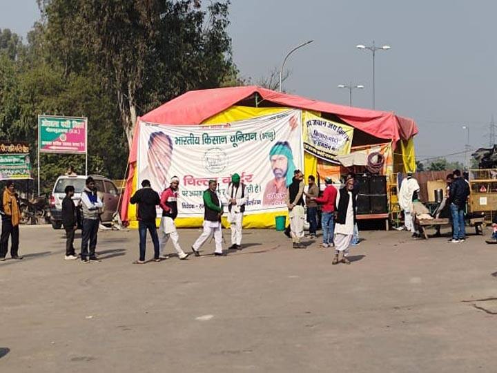 नोएडा: चिल्ला बॉर्डर पर बैठे किसानों ने की दिल्ली हिंसा की निंदा, बोले- बदनाम करने की हुई साजिश