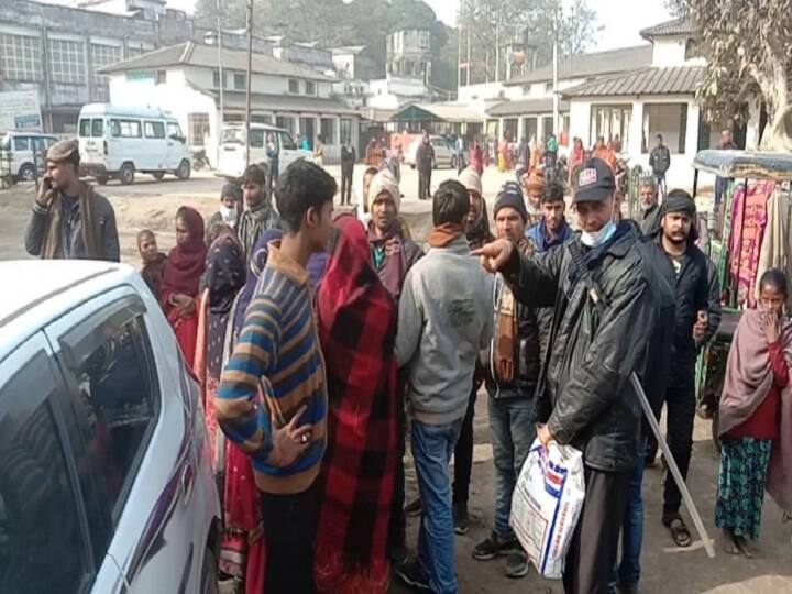 Saharsa High speed havoc truck crushed three people heating bonfire died ann तेज रफ्तार का कहर, अलाव ताप रहे तीन लोगों को ट्रक ने कुचला, मौके पर ही मौत