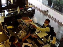 मुंबई ज्वेलरी लूटकांड में लखनऊ से पकड़े गए तीन लूटेरे, 30 लाख की ज्वेलरी बरामद