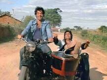 यूपी पुलिस ने ट्वीट कर बताया क्यों टूटी जय और वीरू की दोस्ती, जानने के लिए आप भी देखें पूरा VIDEO