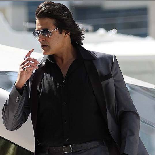 अरमान कोहली(Armaan Kohli) - बिग बॉस में अरमान कोहली का नाम काजोल की बहन तनिषा मुखर्जी के साथ खूब जोड़ा गया था. वहीं जब ये सीज़न खत्म हुआ तो उसके बाद अरमान कोहली को सलमान खान की फिल्म प्रेम रतन धन पायो में देखा गया. और उनके काम को सराहा भी गया.