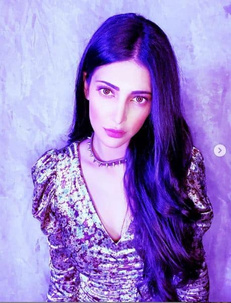 Happy Birthday- श्रुति हसन ने चार साल की उम्र में गाया गाना, 14 में लिखी स्क्रिप्ट, बोल लेती हैं 6 से ज्यादा भाषाएं