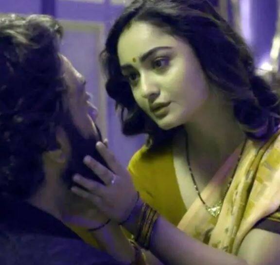 सीरीज में त्रिधा और बॉबी देओल की केमिस्ट्री को ऑडियंस ने काफी पसंद किया था.