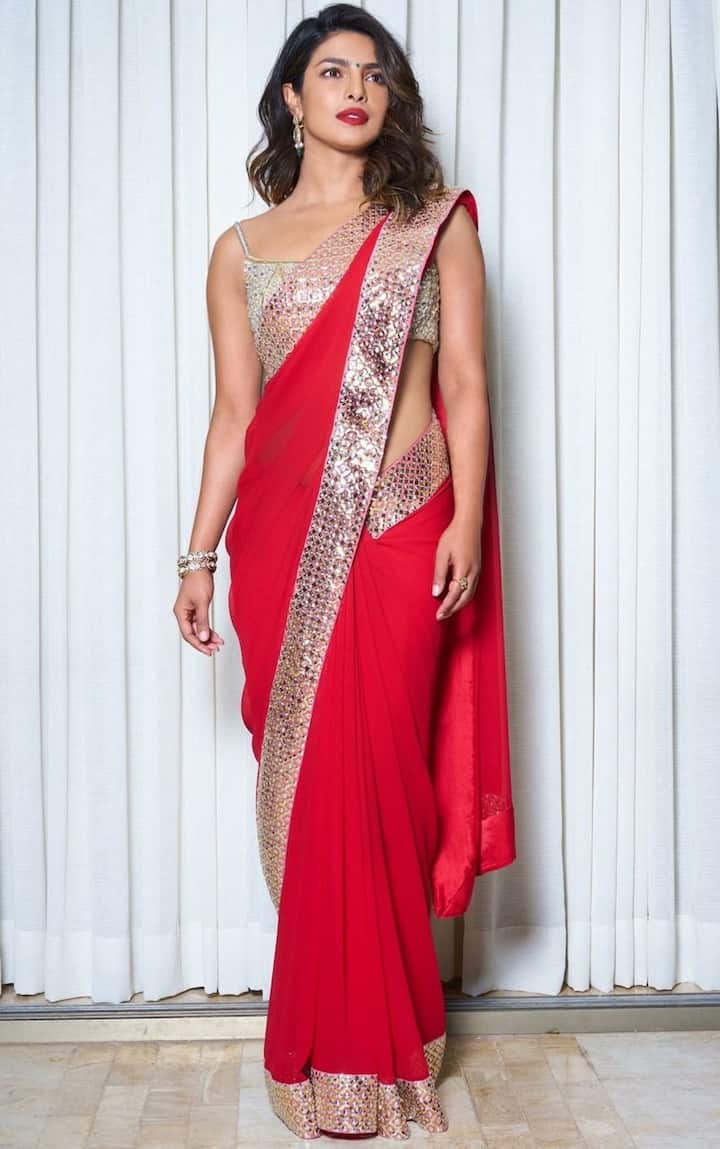 प्रियंका ने हमेशा काम को तरजीह दी और शायद यही कारण है कि आज वो कामयाबी के उस शिखर पर मौजूद जहां पहुंचने का सपना देखता तो हर कोई है लेकिन ये सपना पूरा किसी खुशनसीब का ही होता है. 