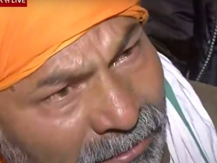 गाजीपुर में किसान आंदोलन का नेतृत्व कर रहे राकेश टिकैत हुए भावुक, बोले- कानून वापसी तक घर नहीं जाऊंगा