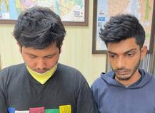 मुंबई: NCB ने सॉफ्टवेयर इंजीनियर समेत तीन को किया गिरफ्तार, डार्क नेट के जरिए मंगाते थे LCD