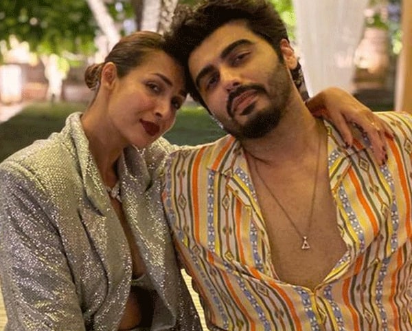 दोनों साथ टाइम पसंद करने का कोई मौका नहीं छोड़ते हैं. हाल ही में उन्होंने गोवा में न्यू ईयर सेलिब्रेट किया था.