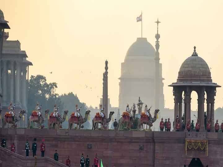 समारोह का समापन लोकप्रिय 'सारे जहां से अच्छा' धुन के साथ हुआ. एईसी ट्रेनिंग कॉलेज और केंद्र के लेफ्टिनेंट कर्नल गिरीश कुमार यू समारोह के मुख्य संचालक थे.