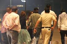 Photos: लॉकडाउन में महीनों भारत में गुजारने के बाद वापस विदेश गई शाहरुख खान की बेटी सुहाना, देर रात See Off करने पहुंचे किंग खान