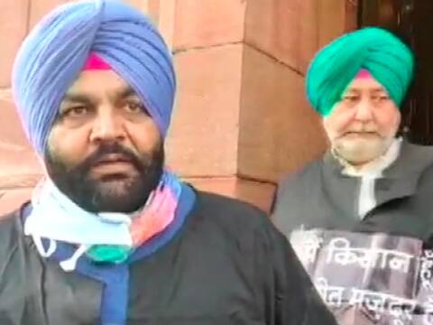 जब संसद में काले गाउन पहनकर आए सांसद, जानिए आज क्यों हुआ ऐसा जब संसद में काले गाउन पहनकर आए सांसद, जानिए आज क्यों हुआ ऐसा