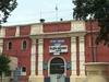 दुष्कर्म में सजायाफ्ता कैदी बरेली सेंट्रल जेल से फरार, धर पकड़ के लिये पुलिस ने चार टीमें गठित कीं